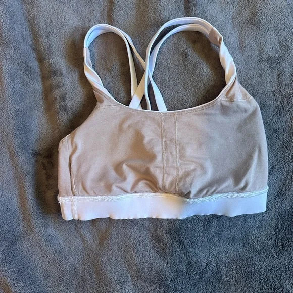 White Lululemon Sports Bra, Size 0 - Picture 4 of 4